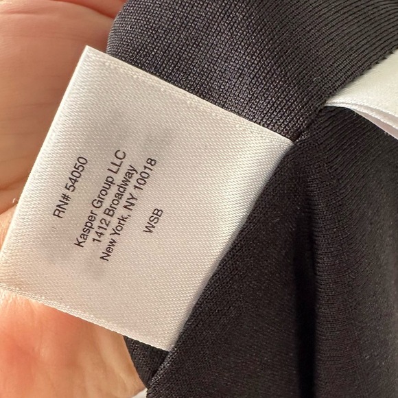 Nine West Women's Blouse Puff Sleeves Geometric Pink Print‎ Feminine Career Y2K - Picture 15 of 16